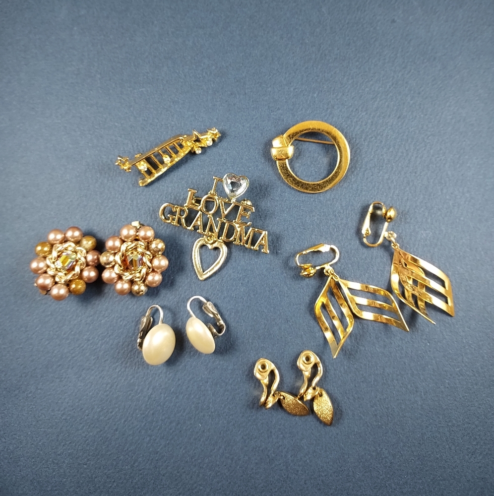 Vintage | Assorted Brooch and Earring Lot
